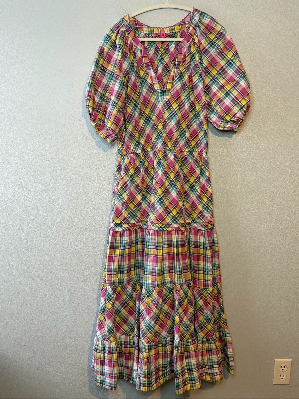 Betsey Johnson Madras Puff Sleeve Tiered Midi Dress size Large - Picture 2 of 4